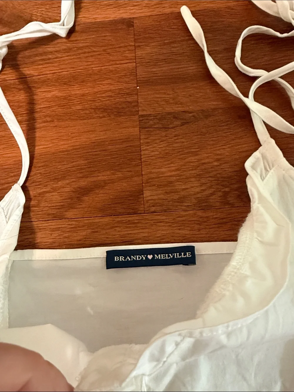 Brandy Melville Tie Shoulder Cami Top - Picture 6 of 8